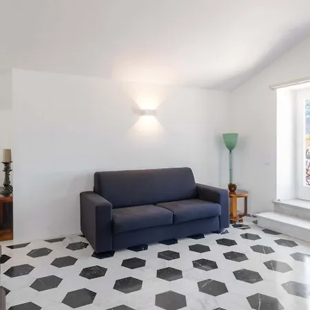 Apartment The Roof With Sea View *