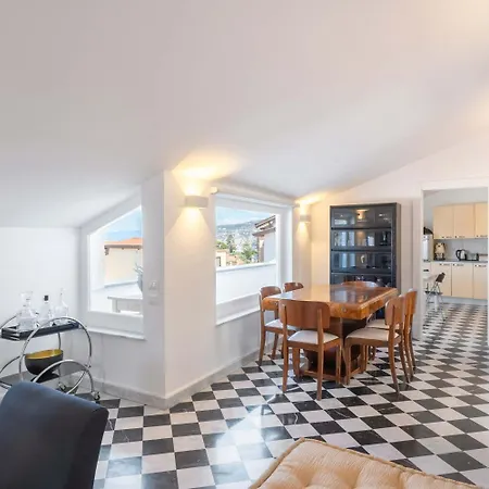 Appartement The Roof With Sea View *